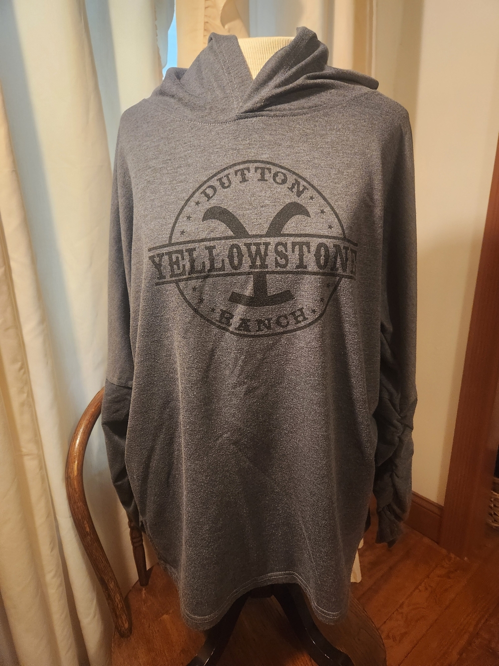 Yellowstone Ranch Hoodie Pullover - Heather Gray